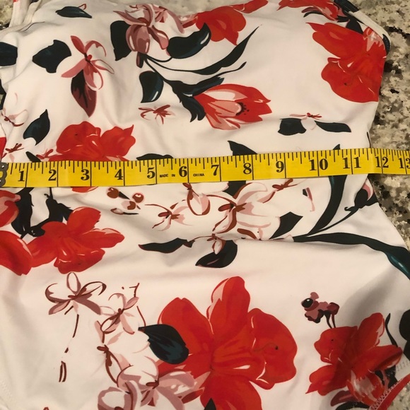 Cupshe Floral Ladder Back Swim Suit S White Red - Picture 12 of 13